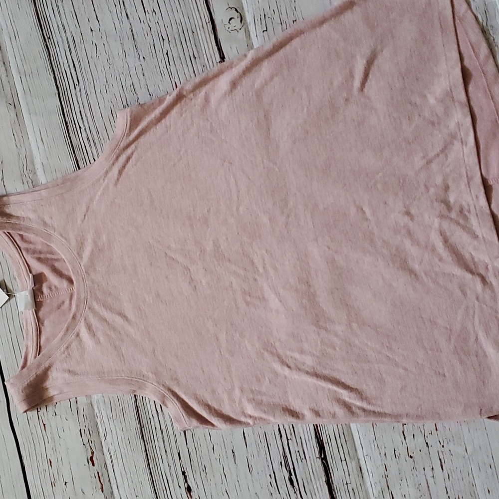 🆕️ GAP WOMEN'S PINK TANK TOP 💗